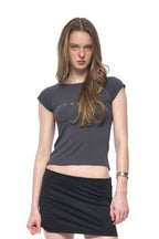 MOTHER OF PEARL BUTTON RAGLAN T-SHIRT (CHARCOAL)