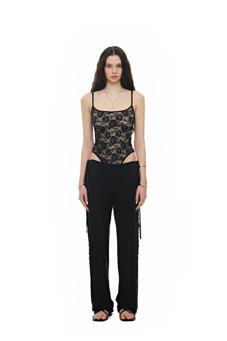 DEEP ROUND NECK LACE BODYSUIT (BLACK)