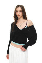 DEEP V-NECK SHIRRING TOP (BLACK)