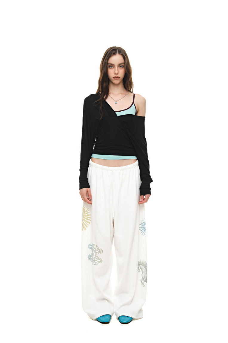 DEEP V-NECK SHIRRING TOP (BLACK)