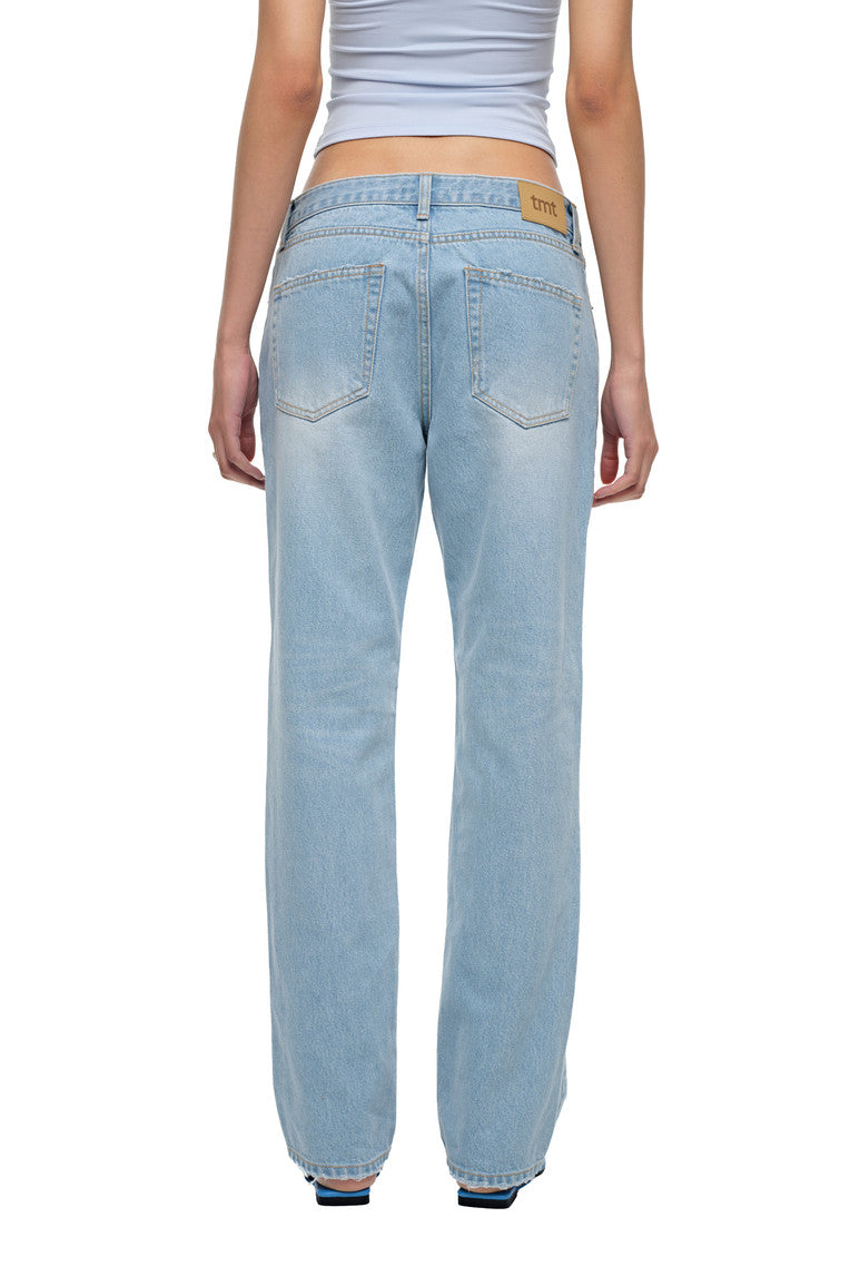 SLIM STRAIGHT-FIT JEANS (LIGHT BLUE)