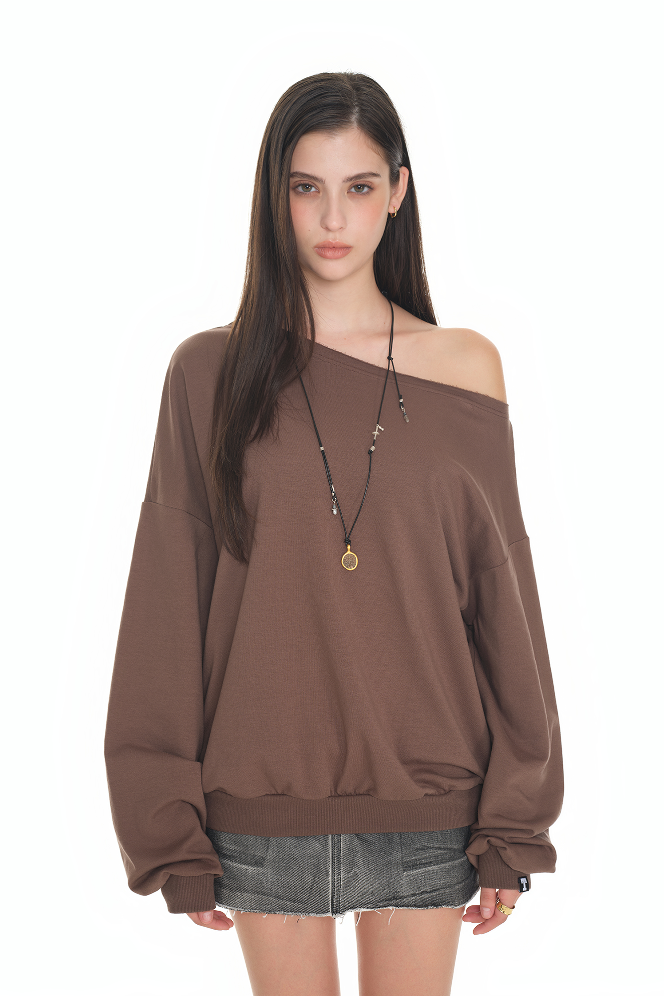 ASYMMETRIC ONE SHOULDER SWEATSHIRT (BROWN)