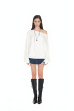 ASYMMETRIC ONE SHOULDER SWEATSHIRT (WHITE)