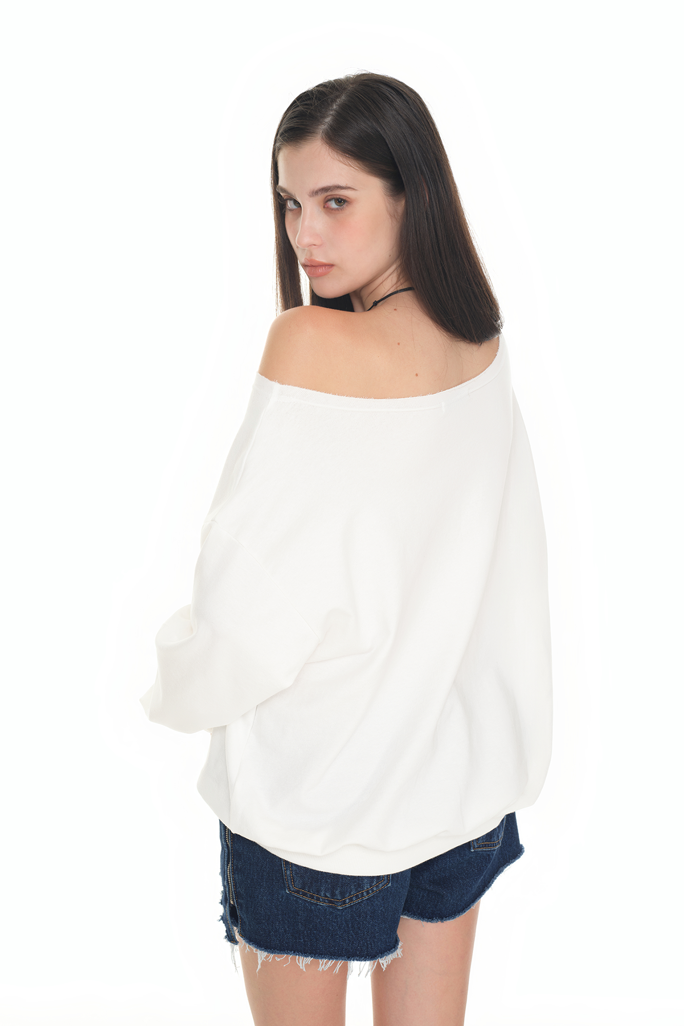 ASYMMETRIC ONE SHOULDER SWEATSHIRT (WHITE)