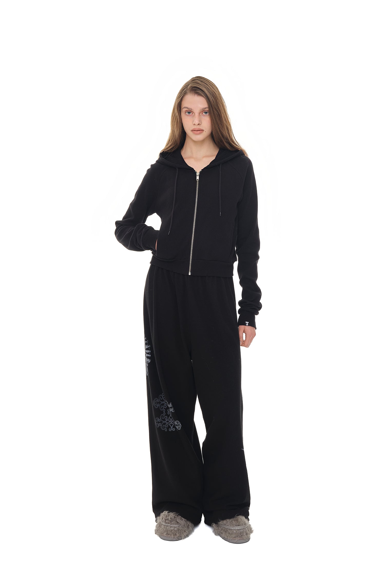 BASIC CROP WAFFLE ZIP-UP HOODIE (BLACK)