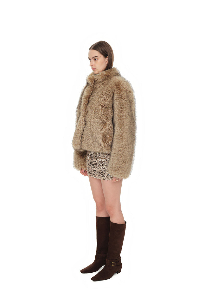 FAUX FUR CROPPED JACKET (BEIGE)