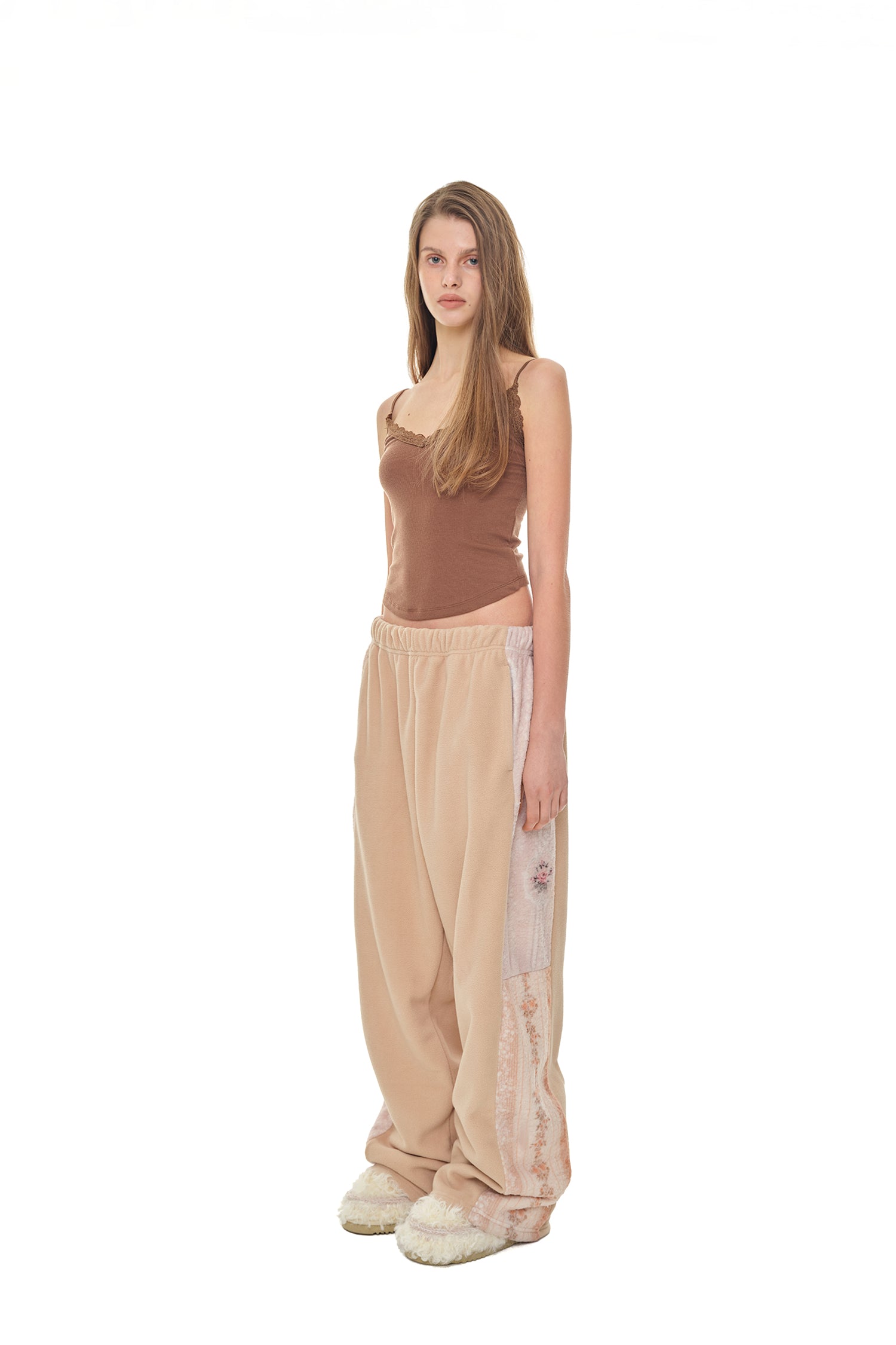 FLEECE PANEL SWEATPANTS (BEIGE)