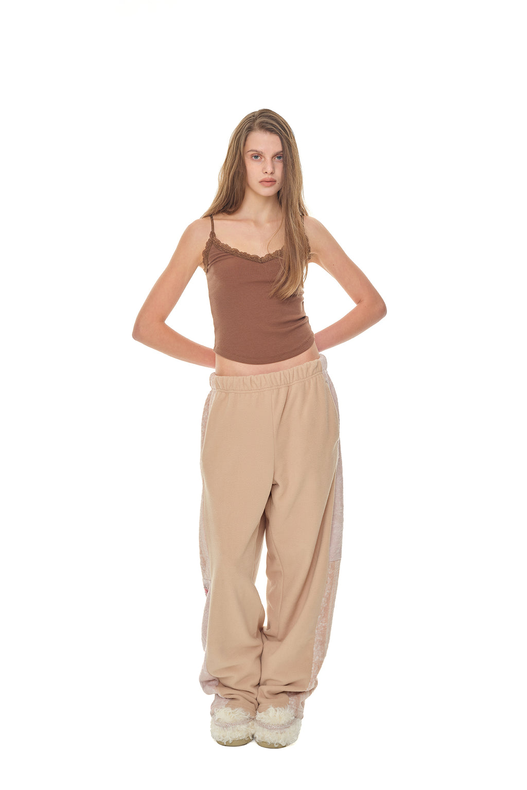 FLEECE PANEL SWEATPANTS (BEIGE)