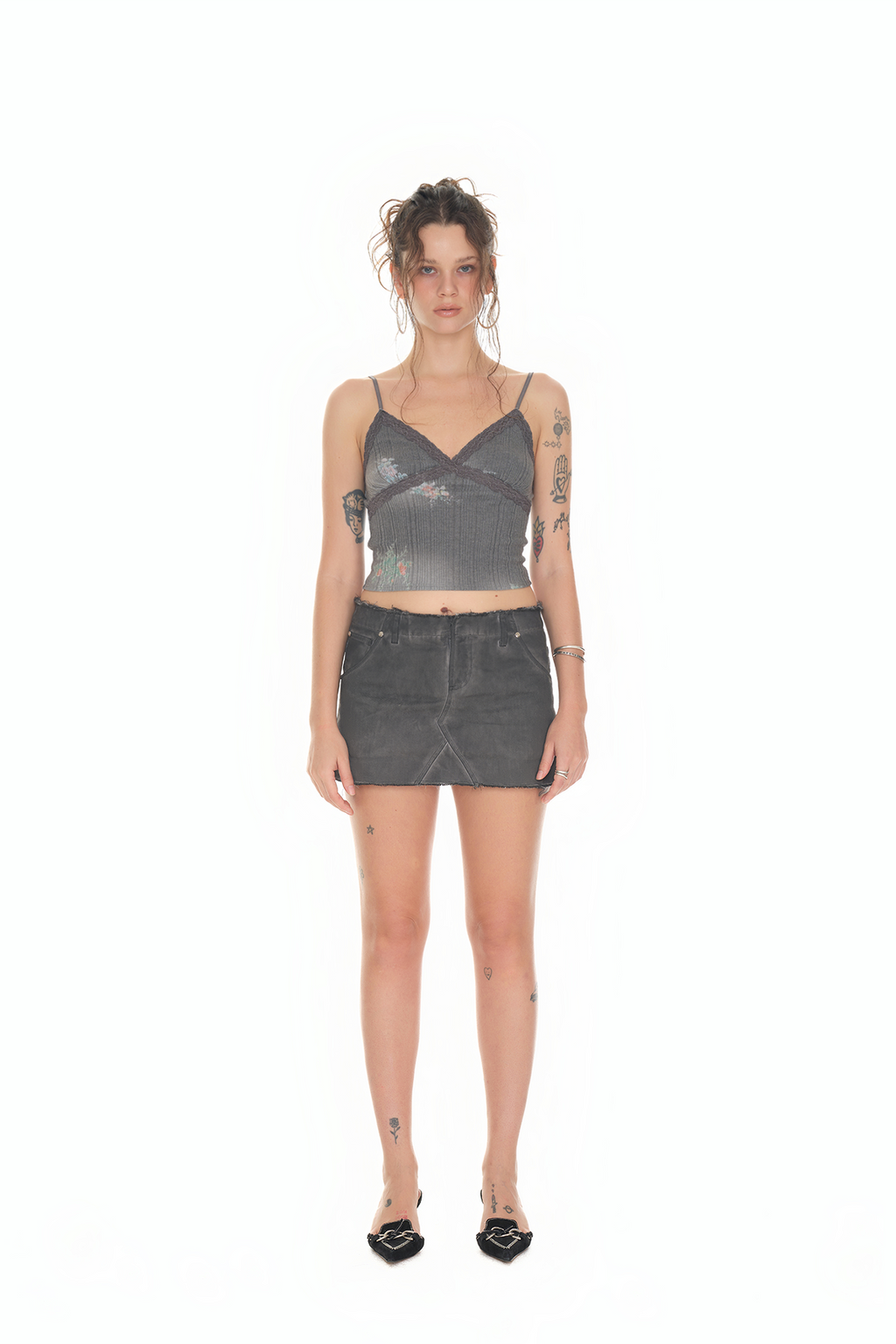 FLORAL LACE RIBBED CAMI TOP (CHARCOAL)