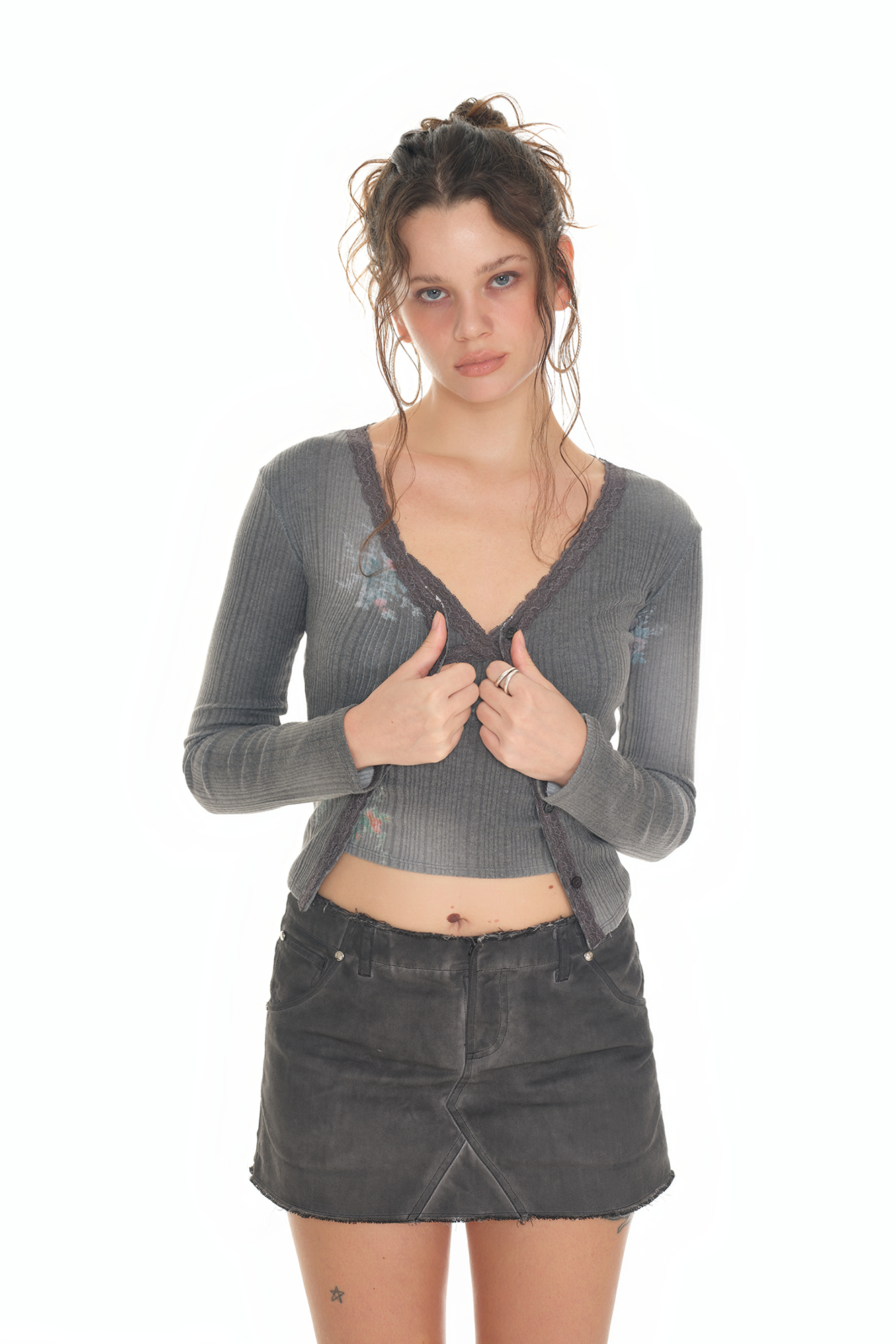 FLORAL LACE RIBBED CARDIGAN (CHARCOAL)