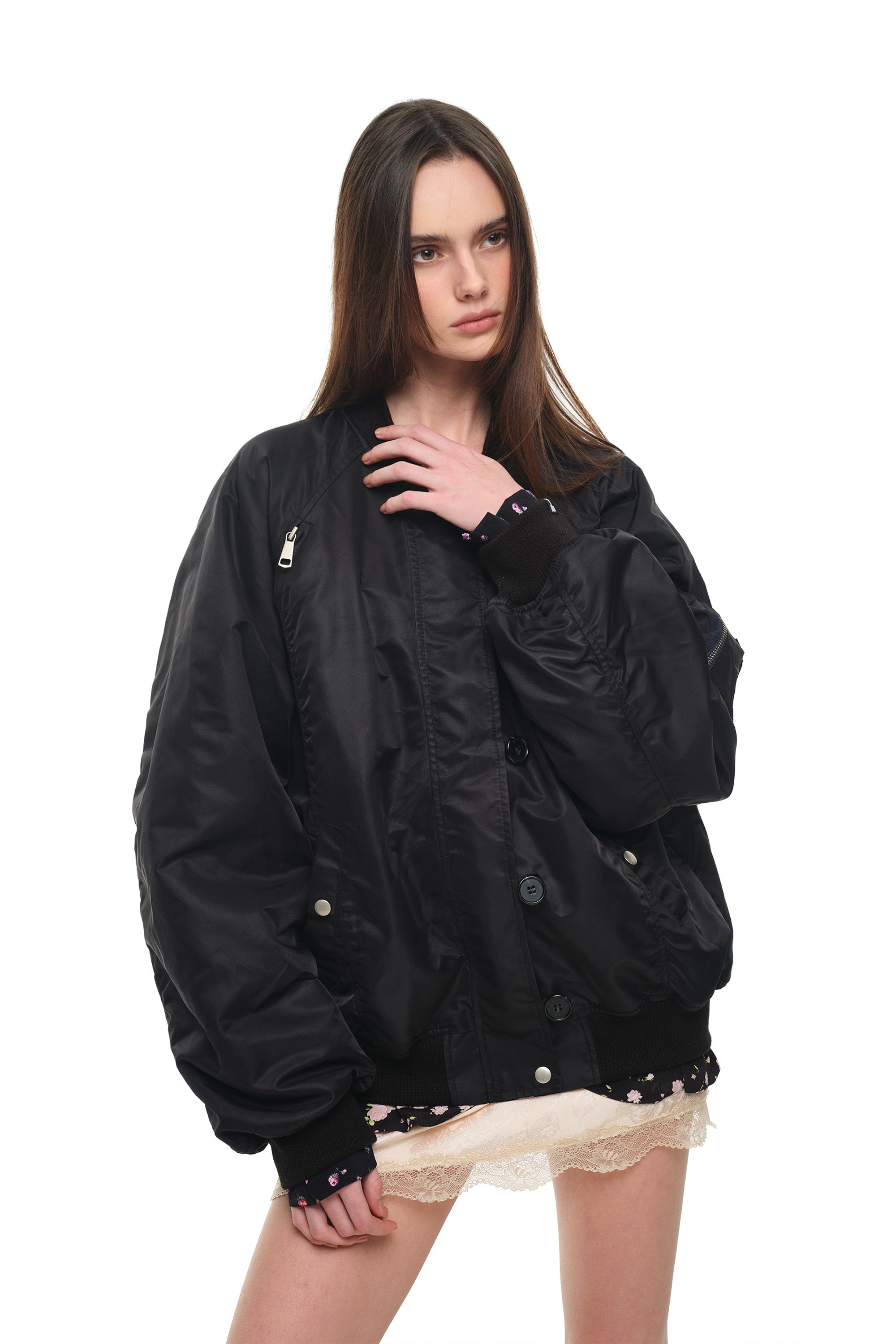 FLORAL TRIMMING BOMBER JACKET (BLACK)