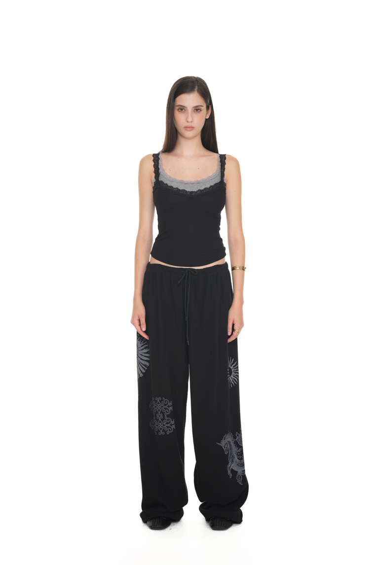 LAYERED LACE CAMI-TOP (BLACK)