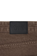 LOW RISE STRAIGHT-FIT JEANS (BROWN)