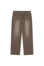 LOW RISE STRAIGHT-FIT JEANS (BROWN)