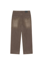 LOW RISE STRAIGHT-FIT JEANS (BROWN)