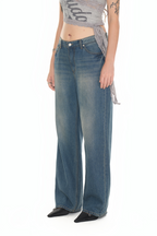 LOW RISE STRAIGHT-FIT JEANS (VINTAGE BLUE)