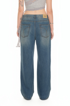 LOW RISE STRAIGHT-FIT JEANS (VINTAGE BLUE)