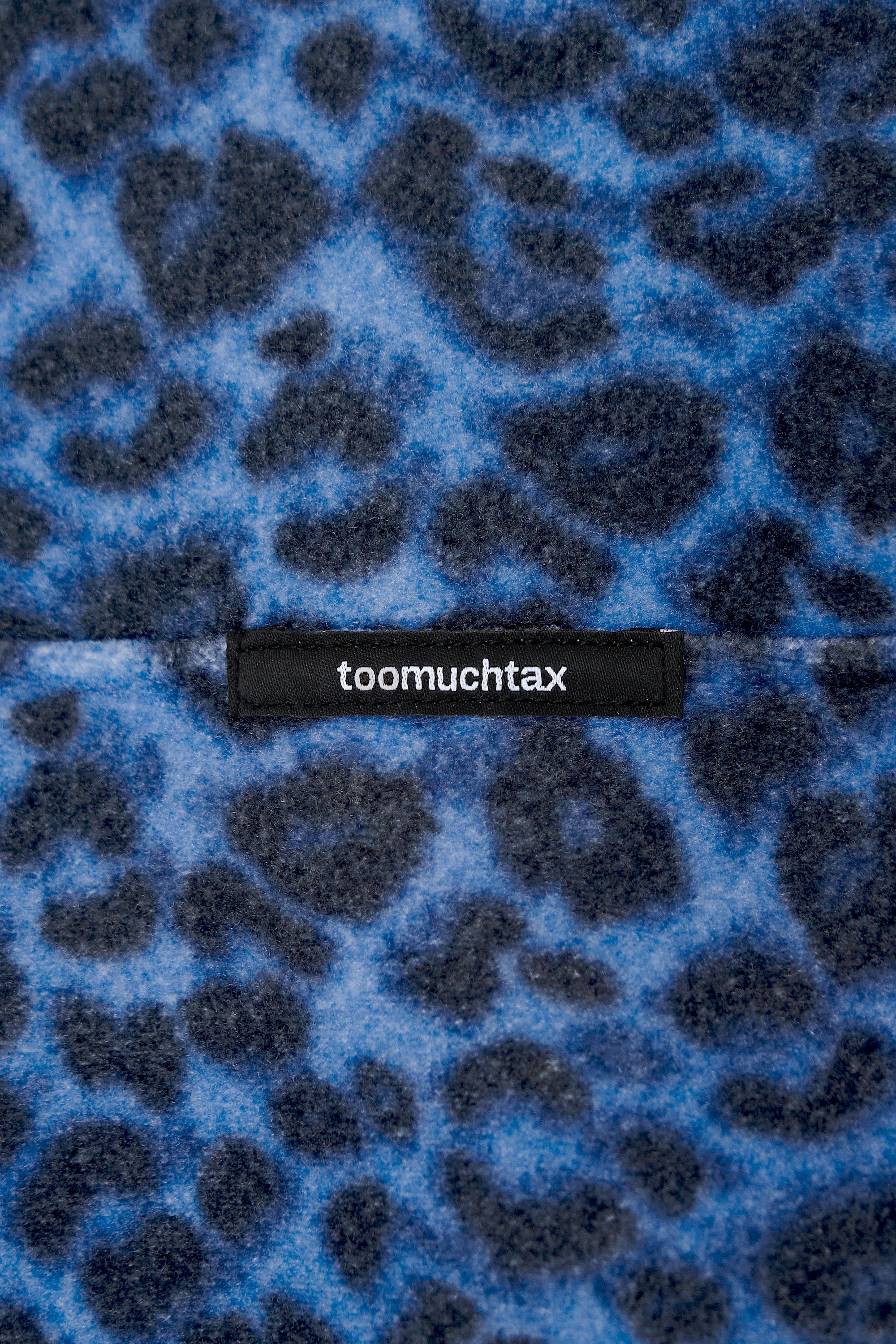 LEOPARD FLEECE HALF-ZIP SWEATSHIRT (BLUE)