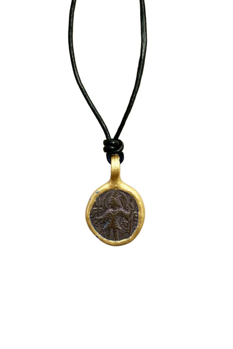 [ONLY ONE] ENGRAVED CIRCLE GEMSTONE NECKLACE