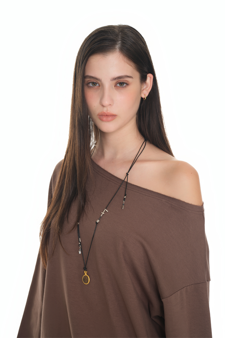 [ONLY ONE] ENGRAVED CIRCLE GEMSTONE NECKLACE