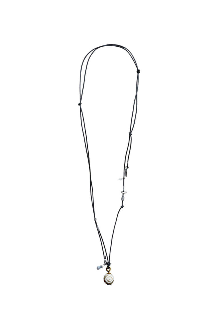 [ONLY ONE] JADE SPHERE GEMSTONE NECKLACE