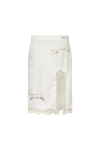 ORNAMENT LACE MIDI SKIRT