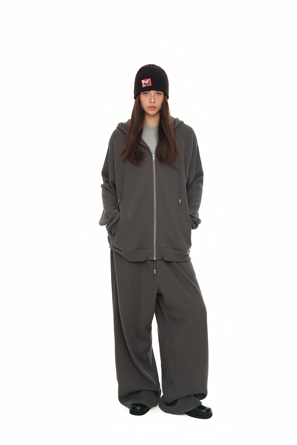 WESTERN BEAD WAFFLE ZIP-UP HOODIE (CHARCOAL)