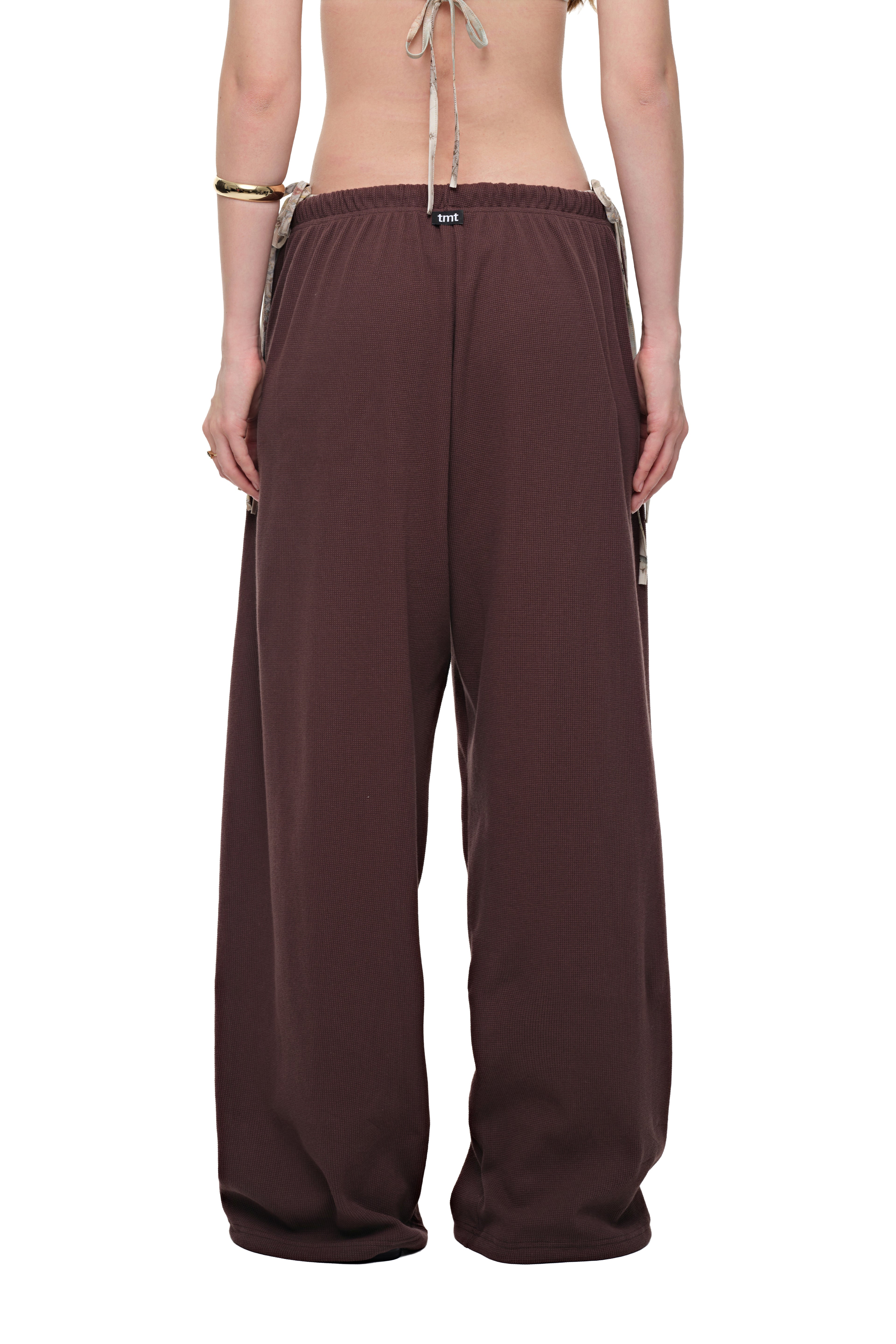 WOOD BEAD WAFFLE PANTS (BROWN)