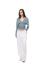 DEEP V-NECK SHIRRING TOP (LIGHT BLUE)