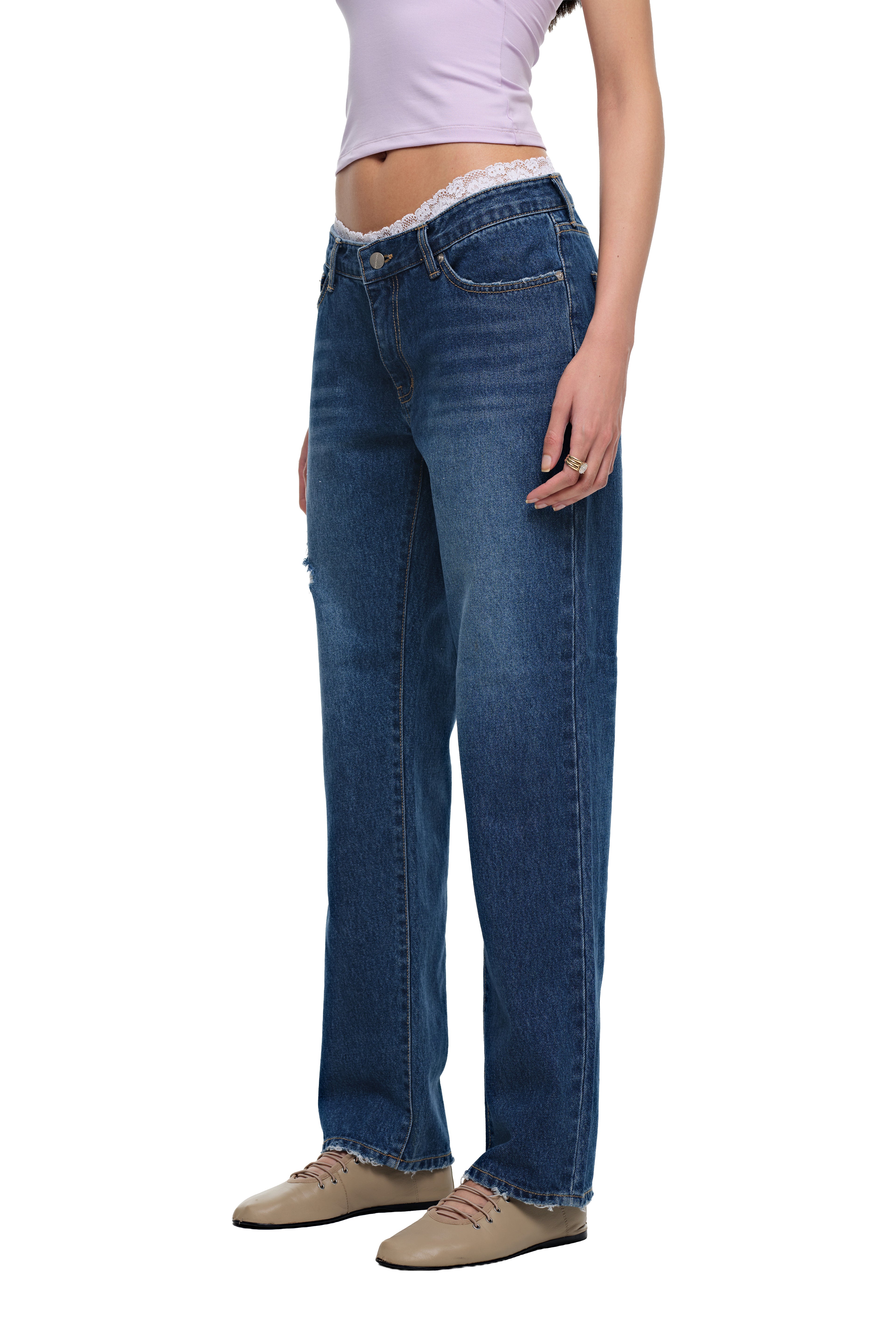 SLIM STRAIGHT-FIT JEANS (BLUE)
