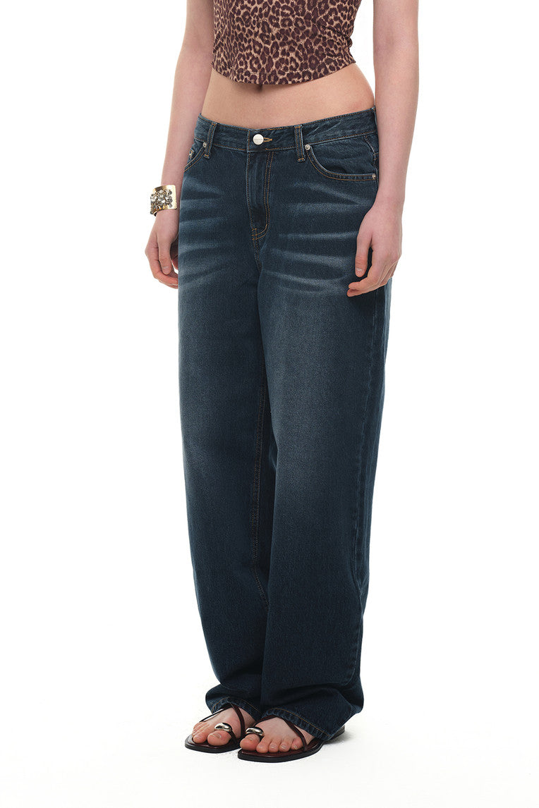 LOW RISE LOOSE-FIT JEANS (DARK BLUE)