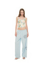 ROSE STENCIL SLEEVELESS TOP (YELLOW)