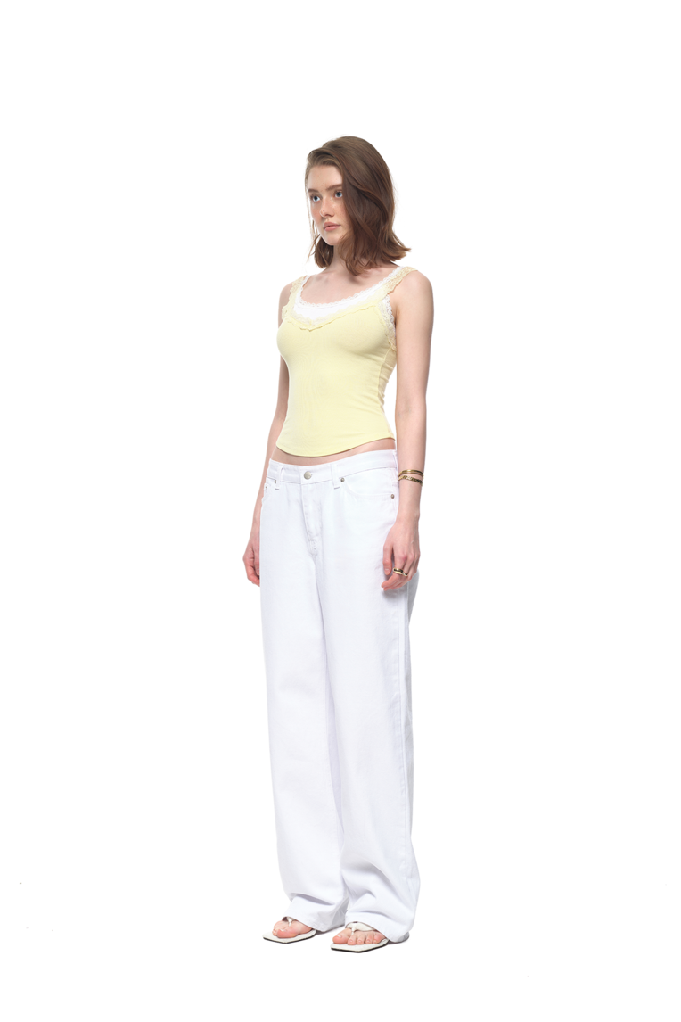 LOW RISE LOOSE-FIT JEANS (WHITE)