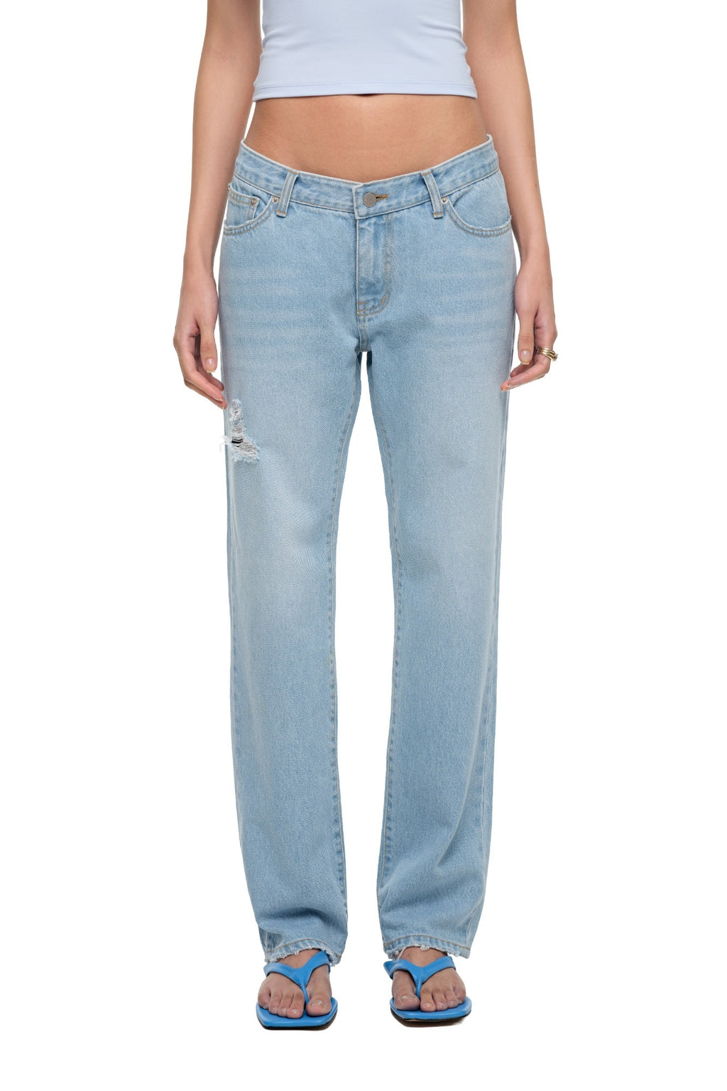SLIM STRAIGHT-FIT JEANS (LIGHT BLUE)